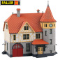 Mobile Preview: Faller H0 130649 Rathaus mit Feuerwehrgarage 
