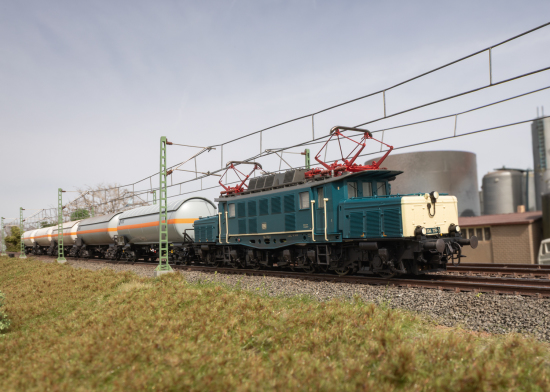 Märklin H0 39994 E-Lok BR 194 der DB "mfx+ / Sound" - Sommerneuheit 2025