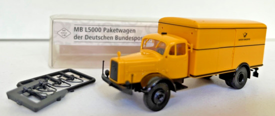 Brekina 1:87 018079 MB L5000 Paketwagen DBP A814
