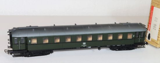 Liliput H0 286 00 Personenwagen 2. Klasse der DB 