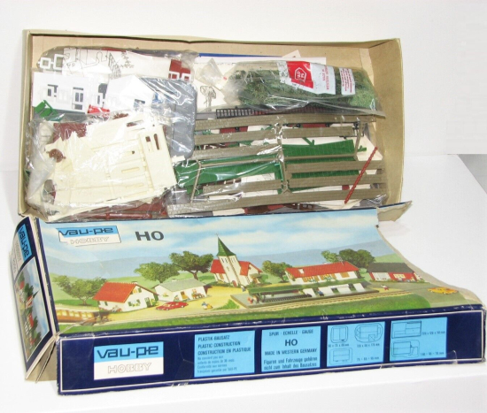 Vau-Pe H0 8299 Bausatz Dorf-Set in MA1442