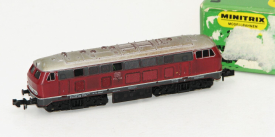 Minitrix N 2959 Diesellok V160 090 der DB