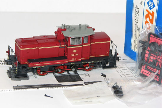 Roco H0 43620 Diesellok BR V60 423 der DB 
