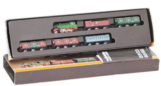 Märklin Z 8104 Preußischer Personenzug mit Dampflok T12 + Abteilwagen 