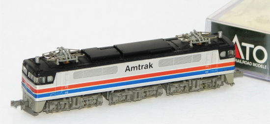 Kato N 13002 E-Lok "Amtrak" 6-achsig "DCC Digital" 