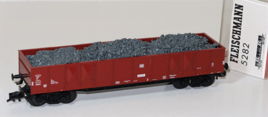 Fleischmann H0 5282 Hochbordwagen der DB mit Ladegut #