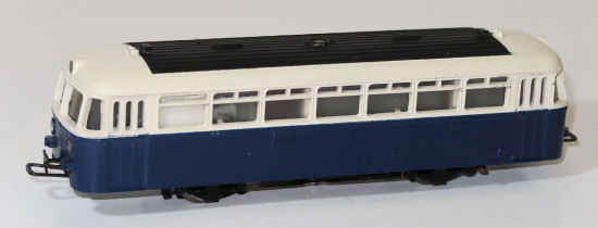 Märklin H0 3016 Schienenbus BR 795 "blau-weiß lackiert" #