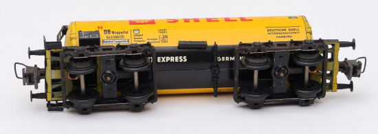 Trix Express H0 3496 Kesselwagen "Shell" der DB