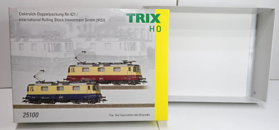 Trix H0 25100 Leerkarton der E-Lok Doppelpackung Re 421 "TEE/Rheingold" 