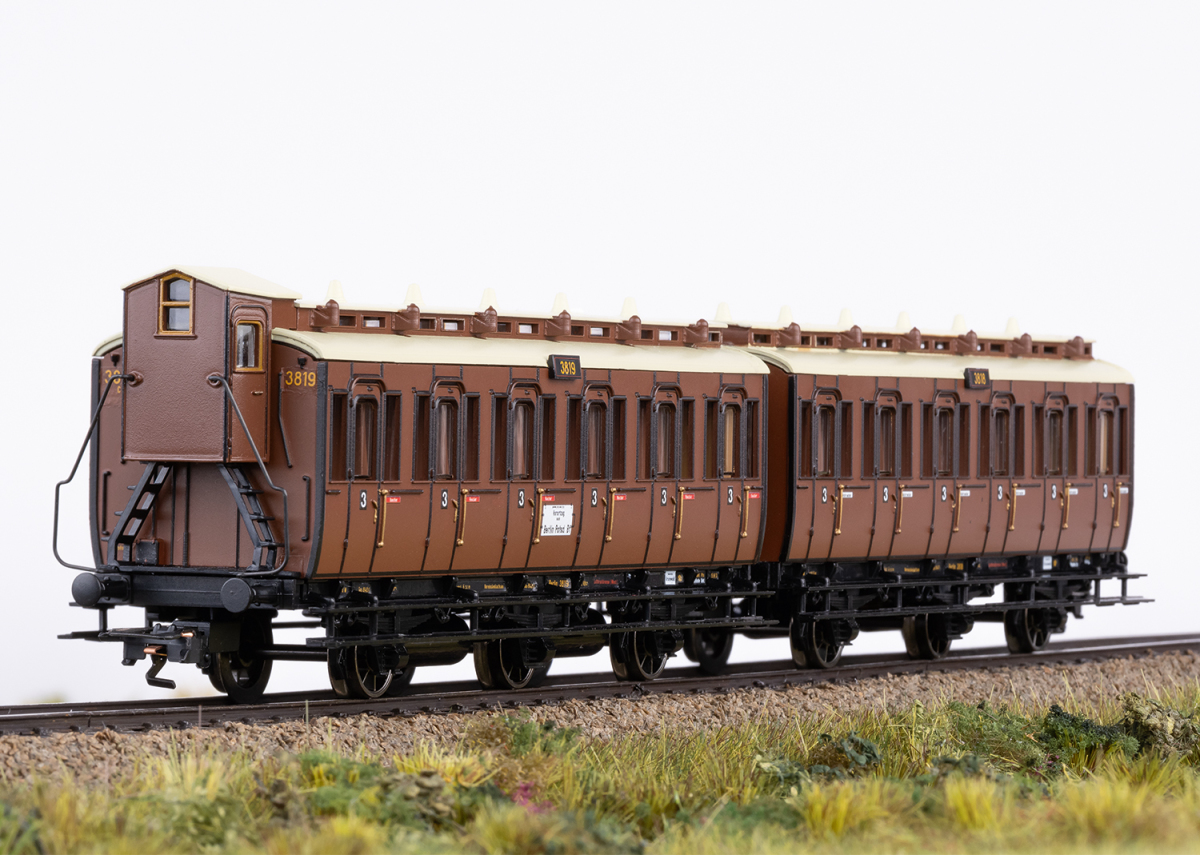 Märklin H0 42047 Abteilwagen-Set der KPEV " LED Innenbeleuchtung" - Neuheit 2025