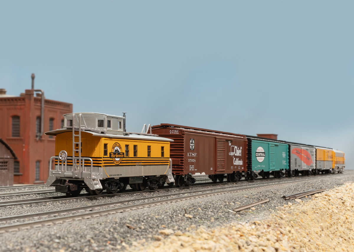 Märklin H0 45713 US-Güterzug-Begleitwagen Caboose "Tin Plate" der D & RGW "Rio Grande" - Neuheit 2025