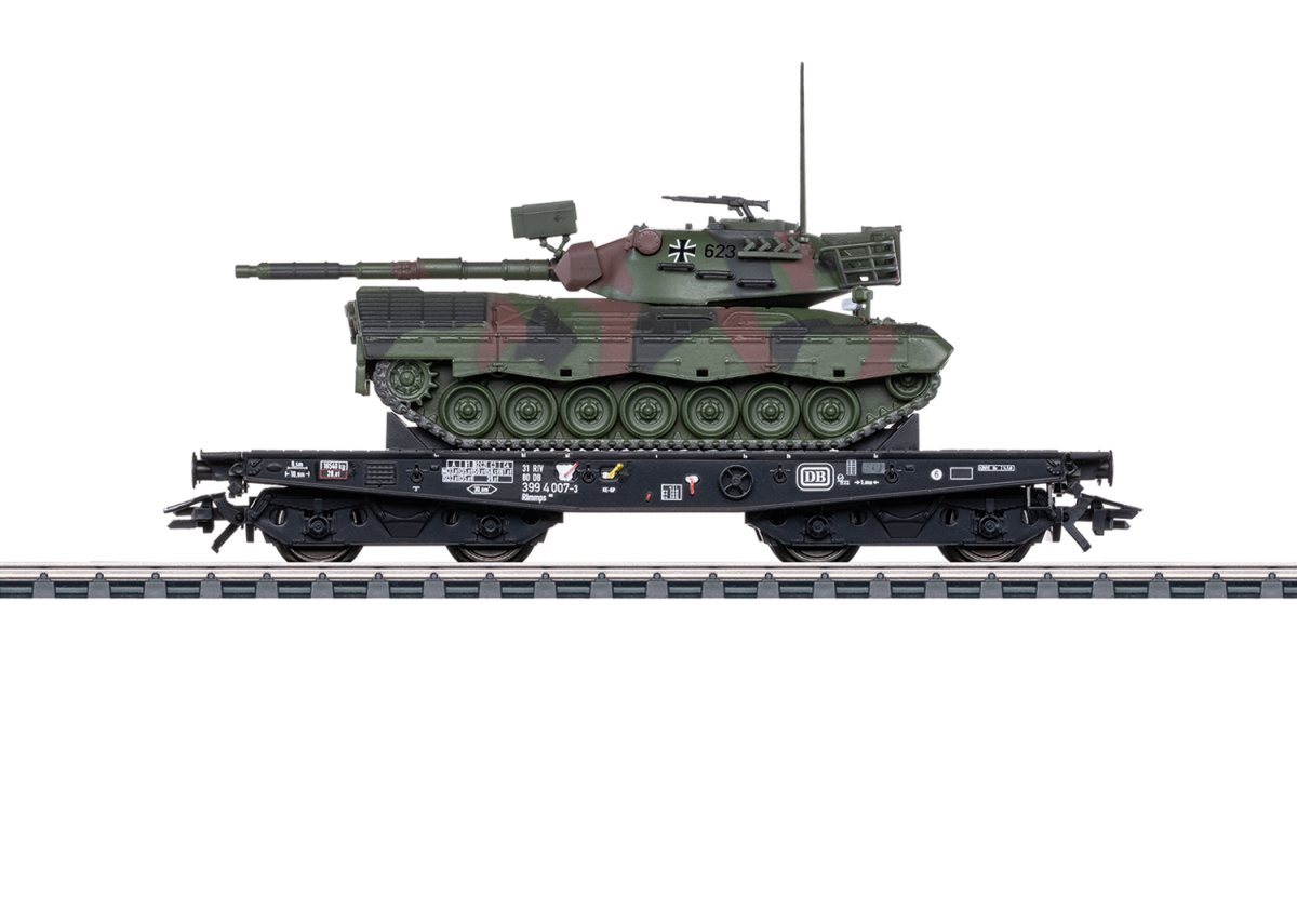 Märklin H0 48879 Schwerlast-Flachwagen beladen mit "Kampfpanzer Leopard 1A1 BW" der DB - Neuheit 2025