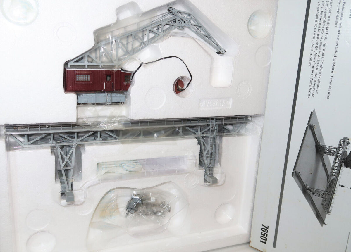 Märklin H0 76501 Digitaler Portalkran mit Hebemagnet + Baggerschaufel 
