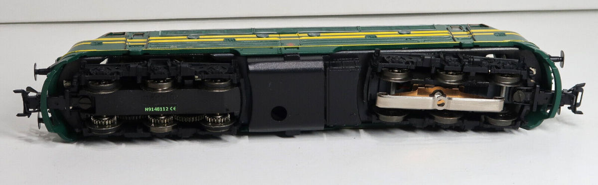 Märklin H0 37671 Diesellok Serie 204 der SNCB "mfx + Sound" + Vitrine