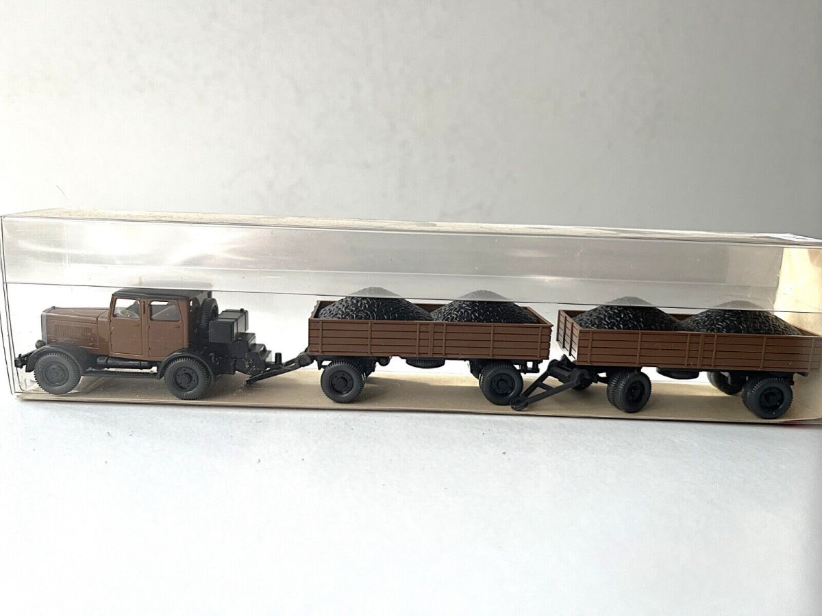 Wiking 1:87 3500 Hanomag ST100 mit Kohleanhängern A51