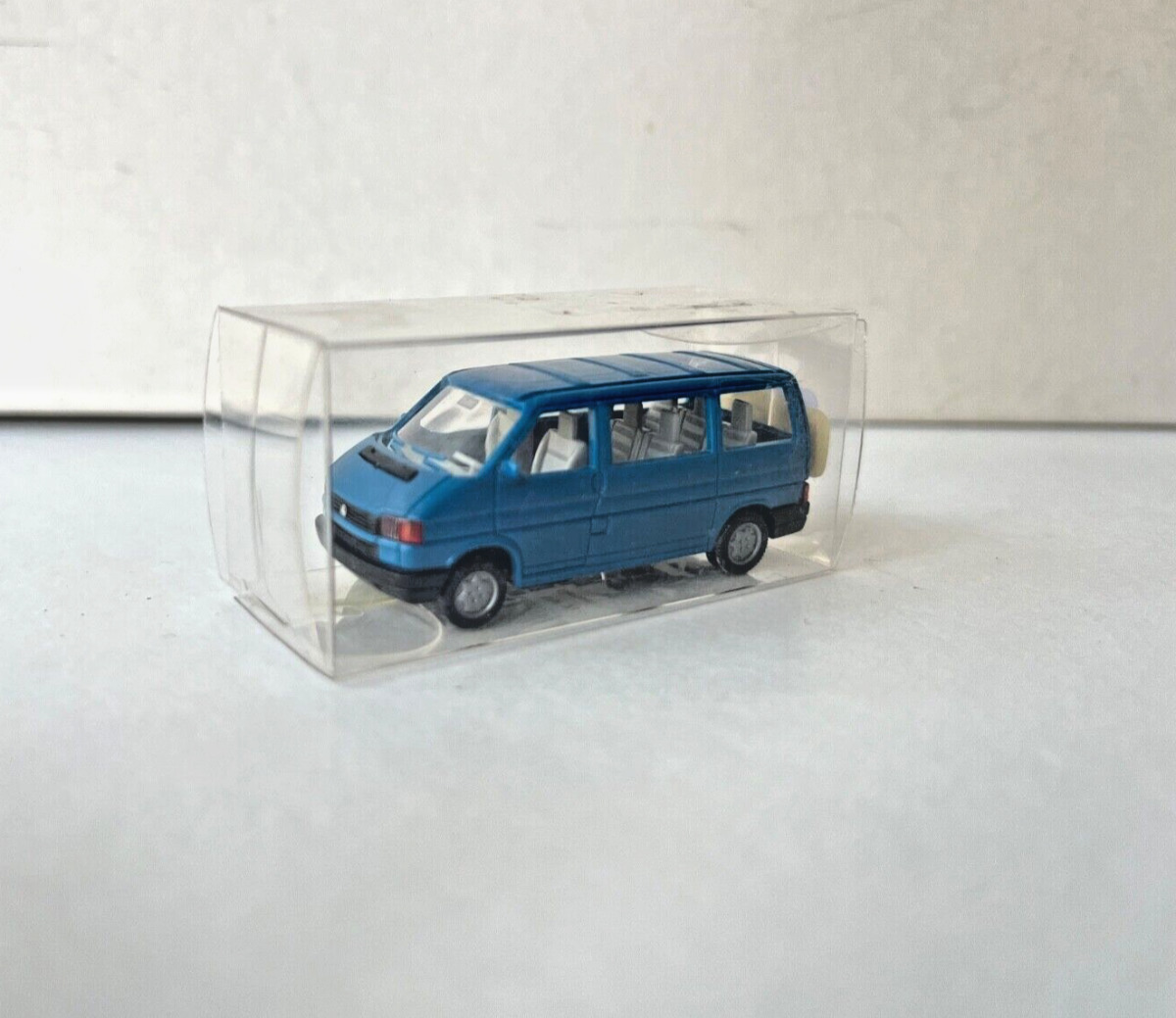 Wiking 1:87 29616 VW Bulli A146