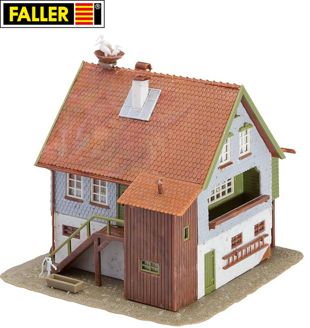 Faller H0 130280 Haus mit Storchennest 