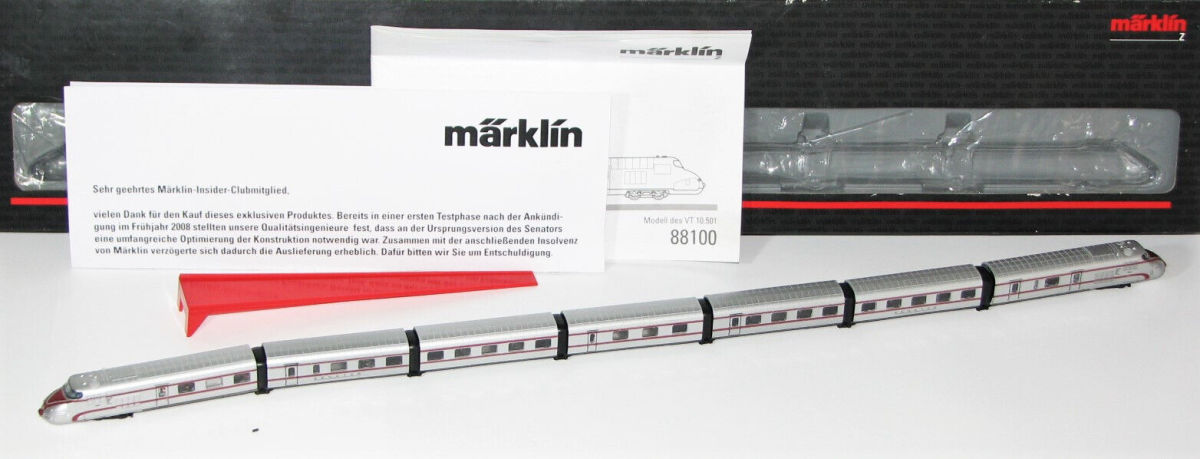 Märklin Z 88100 Gliederzug VT 10.5 "Senator" der DB Märklin Z 88100 Gliederzug VT 10.5 "Senator" der DB