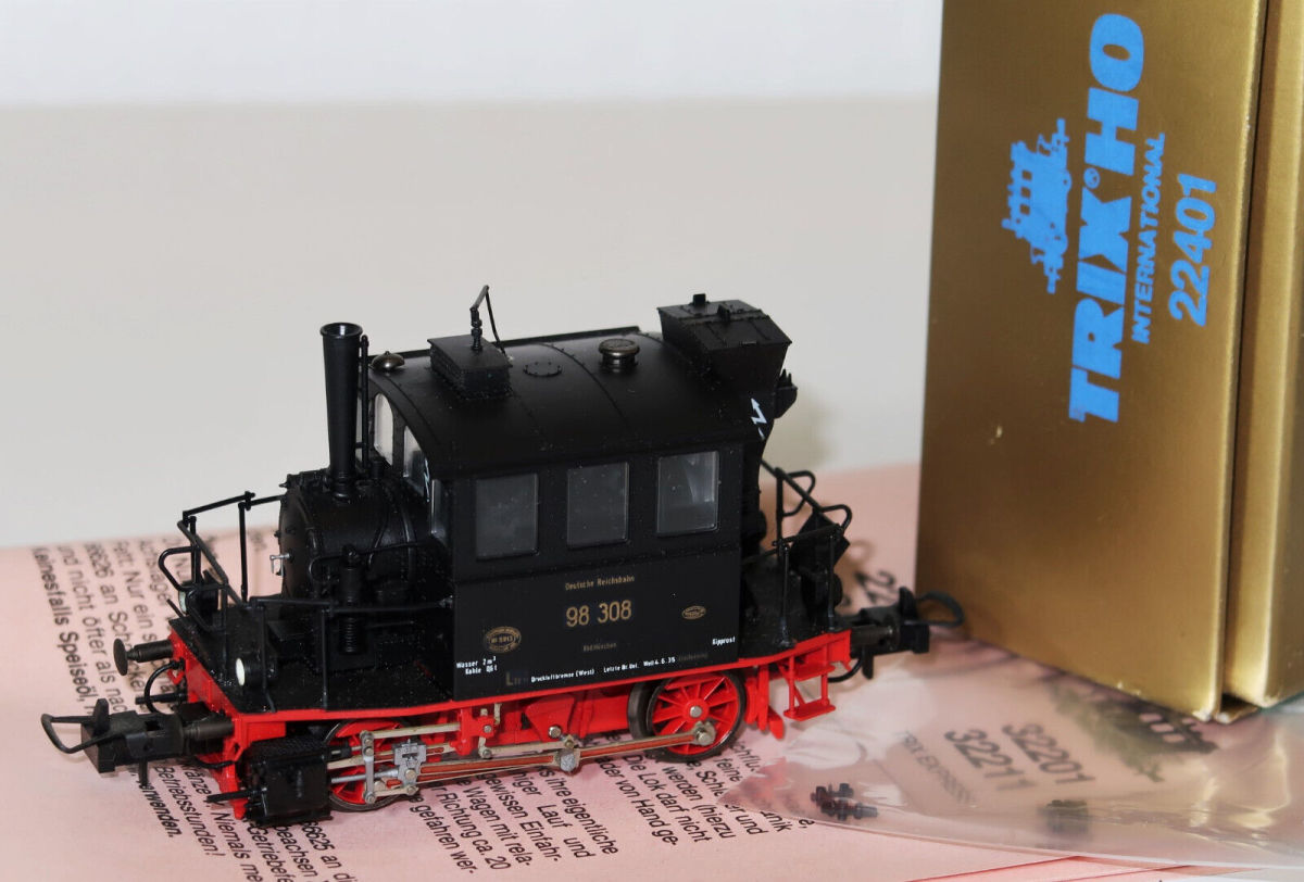 Trix H0 22401 Dampflok BR 98 308 "Glaskasten" der DRG # Trix H0 22401 Dampflok BR 98 308 "Glaskasten" der DRG #