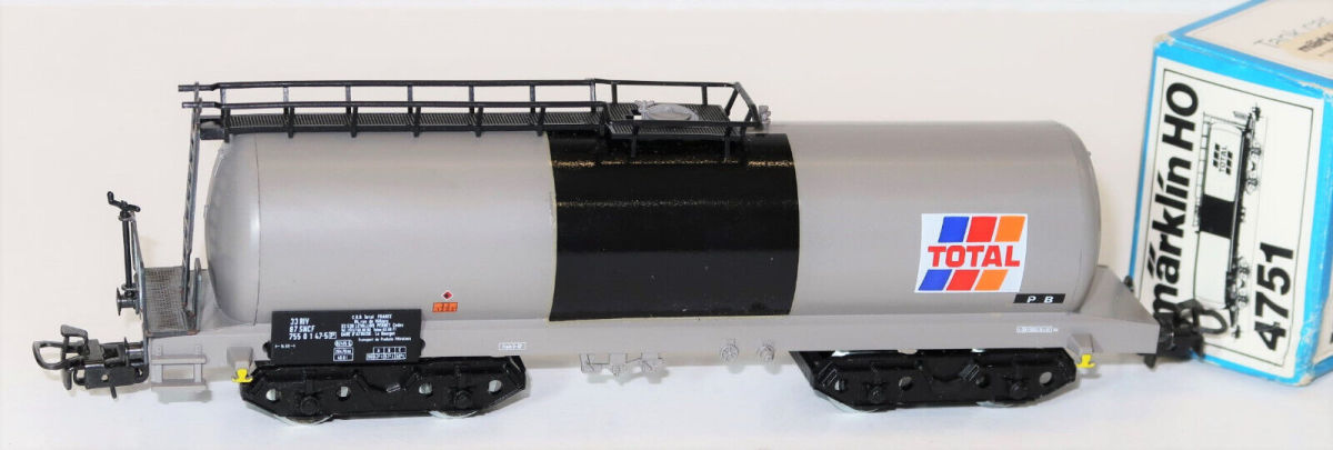 Märklin H0 4751 Kesselwagen "TOTAL" der SNCF Märklin H0 4751 Kesselwagen "TOTAL" der SNCF