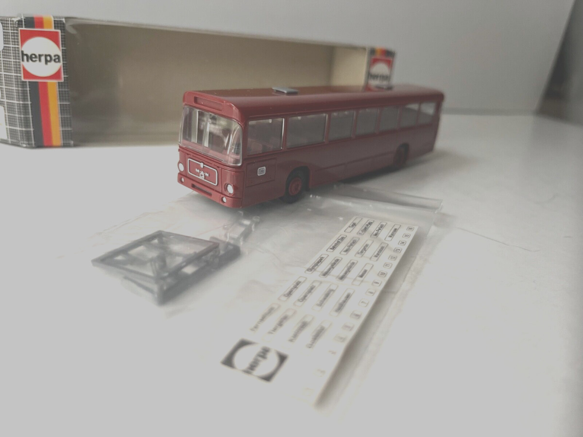 Herpa 1:87 831471 MAN Linienbus SÜ 240 DB B17