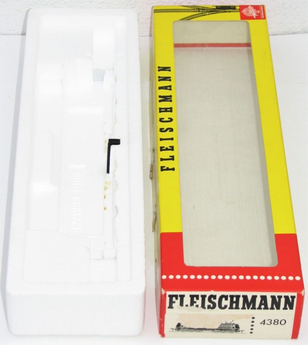 Fleischmann H0 4380 Leerkarton mit Beschreibung für E-Lok BR 151 der DB