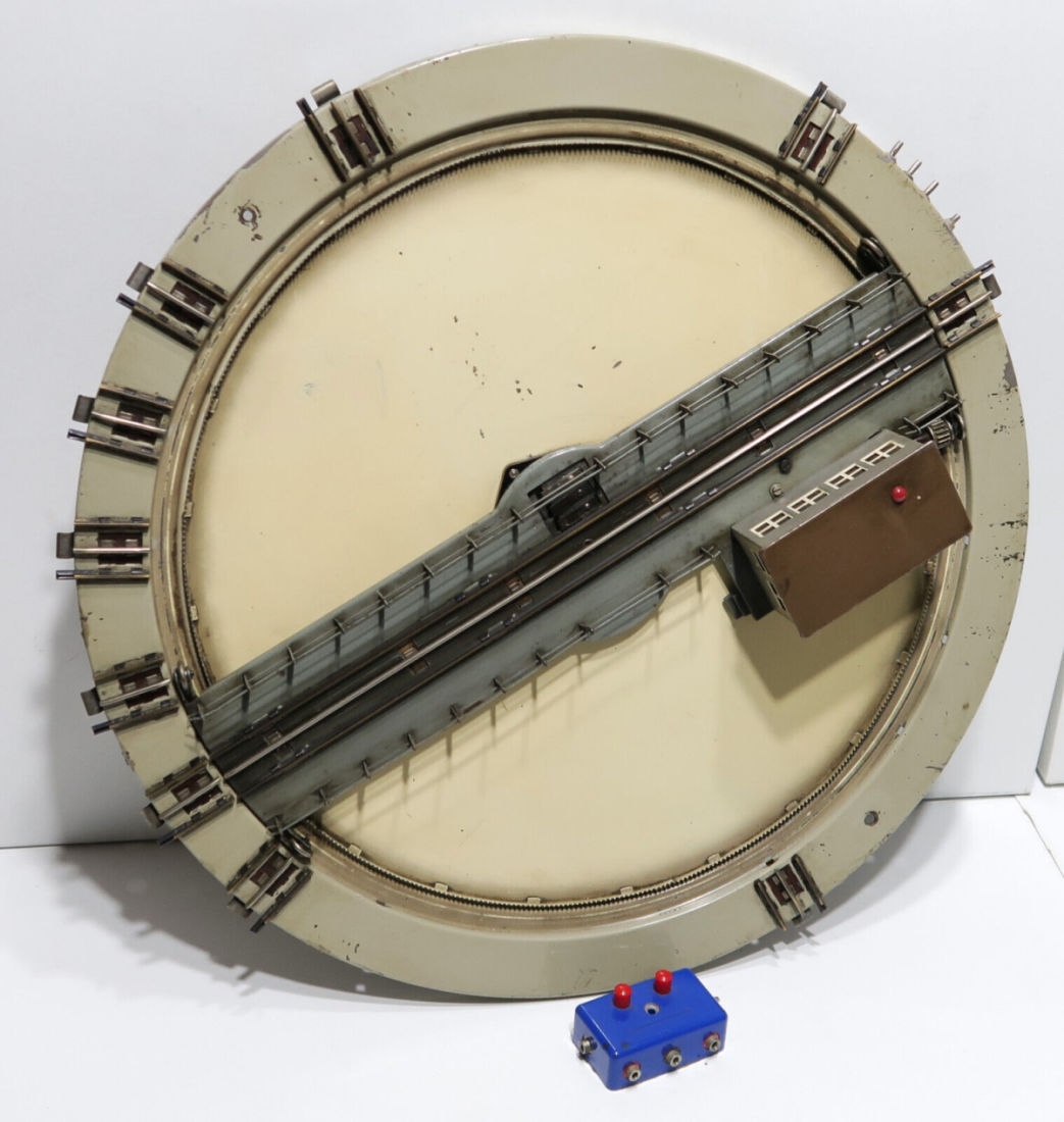 Märklin H0 410 NG/7027 Elektrische Drehscheibe mit Blinklicht und Schalter